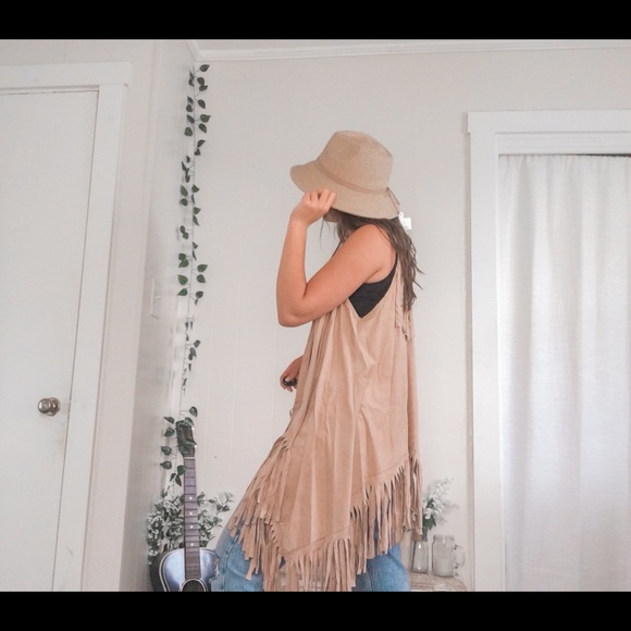 Boho Indy tan ruffled long cardigan - Picture 6 of 6